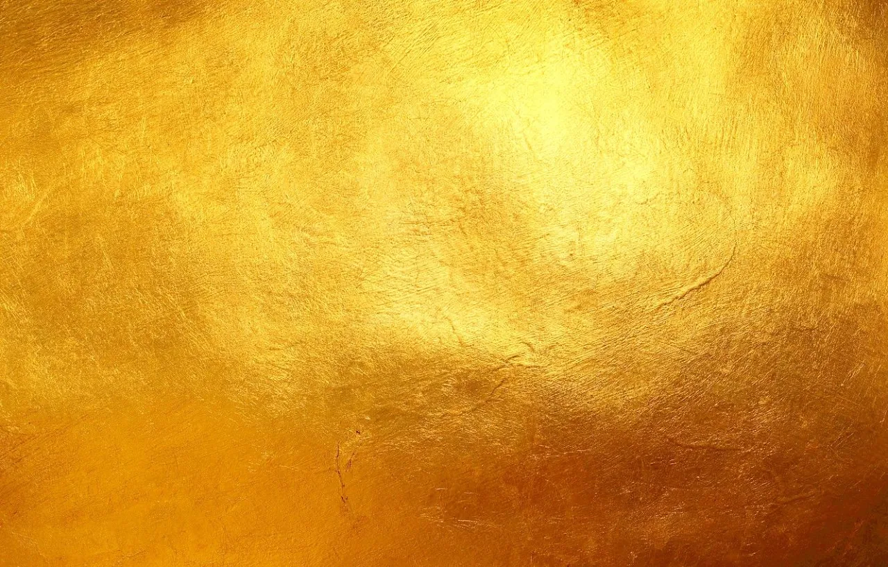 golden-yellow-background-for-youtube