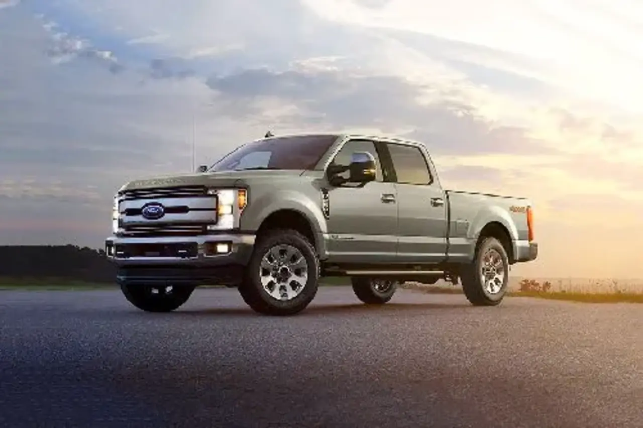 2024 Ford Super Duty Metallic Grey Body | Side View