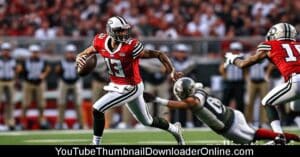 Justin Fields running with the football during a 2024 game